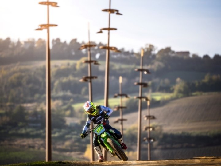 251129VR46Ranch_5818x900.JPG